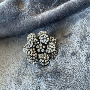 Blackened Silver Flower Ring 💎Bling Bling💎